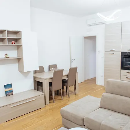 Chic Piave - Elegant Center